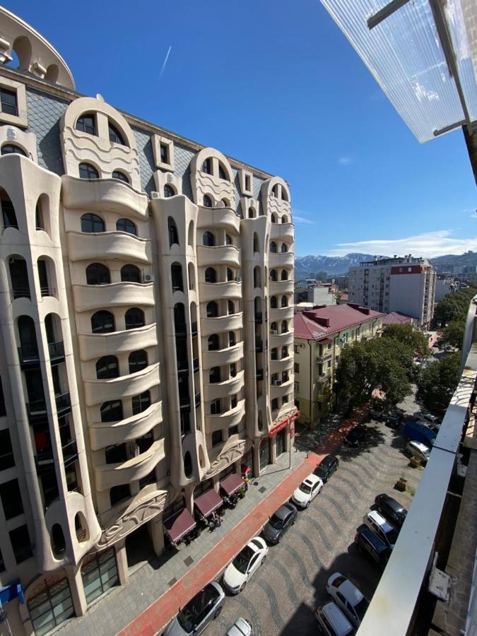 Apartment On Luka Asatiani 2 บาทูมิ ภายนอก รูปภาพ